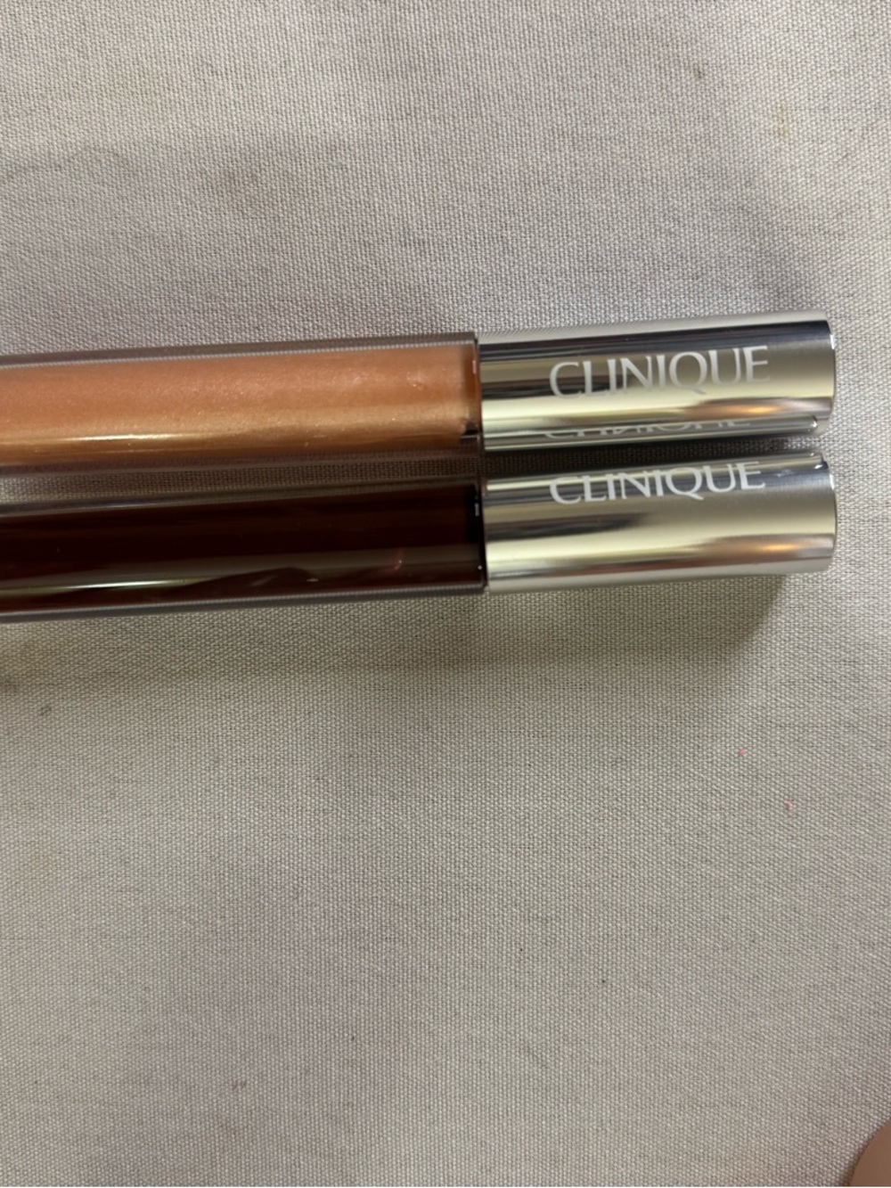 Clinique Lip Gloss Duo - Shimmery Peach & Rich Brown